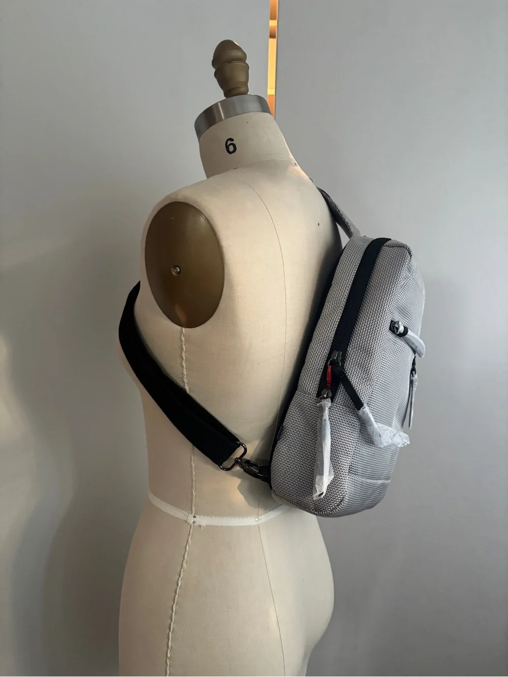 Sherpani Silver Gray Metro Sling Pack